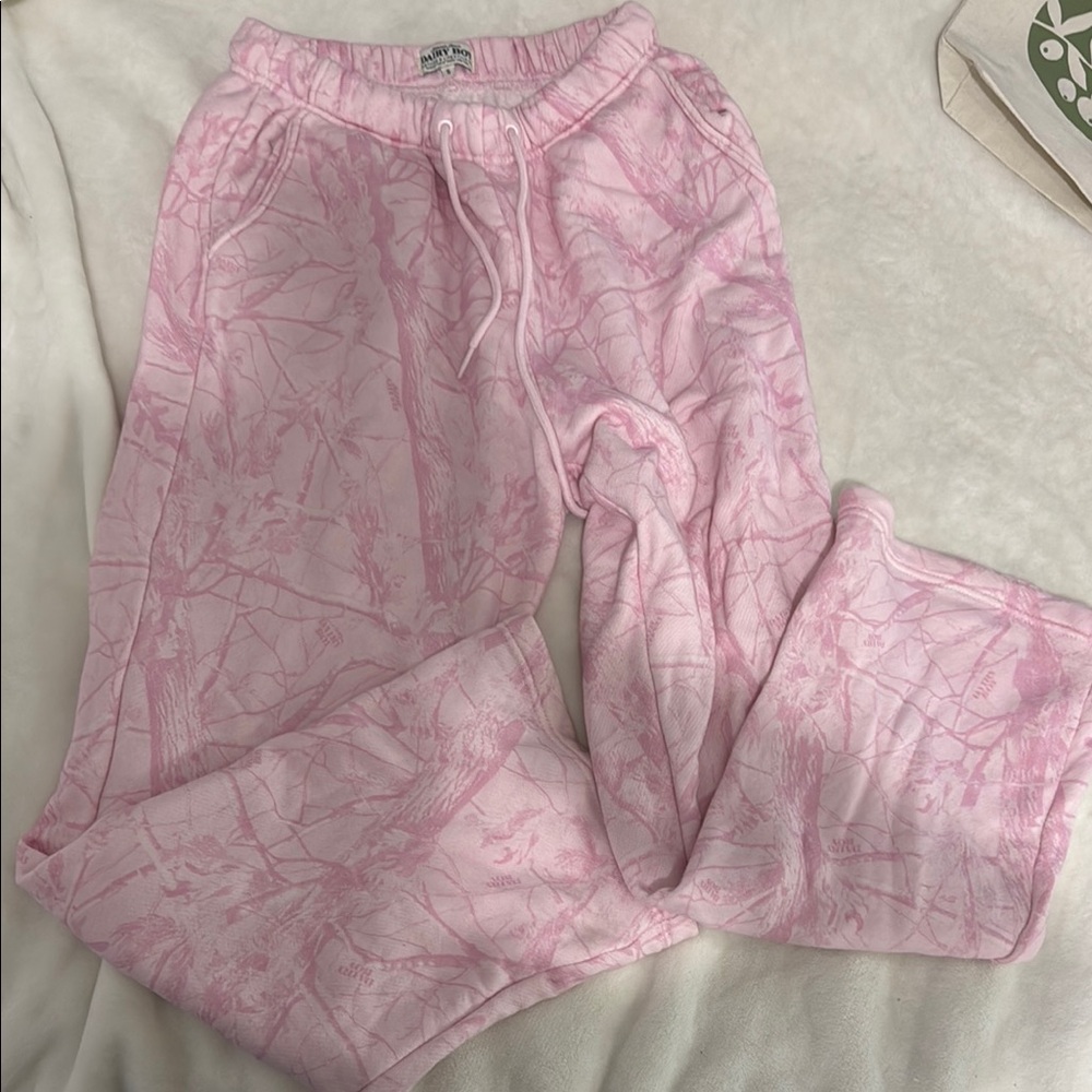 PINK CAMO DAIRY BOY SWEATPANTS